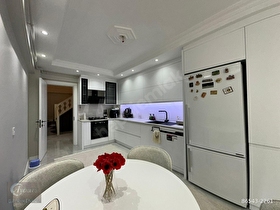 AYBARSTAN KARAMANDA NET 246 M2 5+1 SATILIK DAİRE