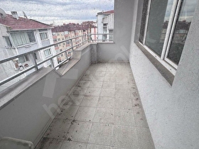 ŞÜKRÜPAŞA MAH SATILIK DAİRE 3+1 140 M2 EN ÜST KAT ASANSÖRLÜ DAİR