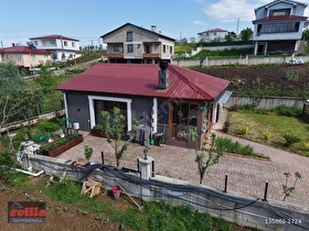 Çatalçamda Hobi Bahçesi Konseptli Mülk İki Parsel Bir Arada