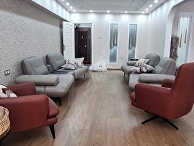 İNÖNÜ CADDESİNDE GÖKÇELİ KAFE ÜSTÜ 2+1 SATILIK DAİRE