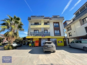 YEŞİLYURTTA MERKEZİ KONUMDA SATILIK 2+1 GENİŞ ÇATI DUBLEKS