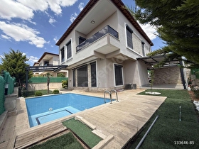 BONUSDAN KÖRKÜN BOZDAĞ MEVKİNDE 4+1 HAVUZLU SİTE İÇİ