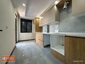 TRAMVAY CADDE YAKIN  İSKANLI KAT CEPHE SEÇENEKLİ 2+1 EBV BANYOLU DAİRELER