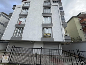 ELİT EMLAKTAN ZAFERDE 3+1 m2 140