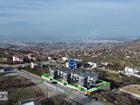 SEYHAN - Hisarcık Cad. ŞEHİR MANZARALI Sıfır Lüks Satılık Villa