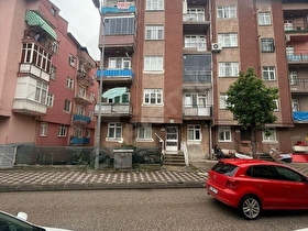 ESENTEPE DELİKKAPI CAMİİ MEVKİİ 2,5+1 SATILIK DAİRE