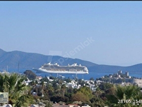 Bodrum Merkez Kale ve Deniz Manzaralı 2+1 Satılık Daire