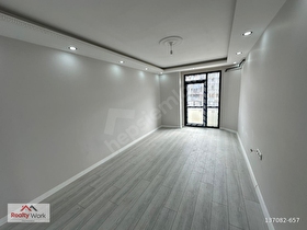 PRESTİJLİ KONUMDA ATATÜRK CADDESİNDE CEPHE 2+1 SATILIK ARA KAT DAİRE