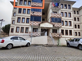 Karabük beşbinevler 66 TOKİ evlerinde 2+0 satılık daire Şaban Doğan emlak ofisi