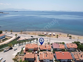 ÇANDARLIDA DENİZE SIFIR 3+1 BAHÇELİ MÜSTAKİL VİLLA