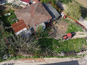 ÇANAKKALE BAYRAMİÇ MURATLAR TEPEKÖY MAH. 525m2 BAHÇELİ KÖY EVİ