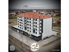 BARBAROS MAHALLESİ YENİ KARAMAN YOLU ÜZERİNDE SATILIK LÜKS 1+1 GENİŞ DAİRE