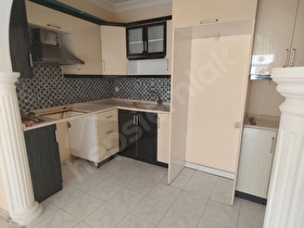 GÖRGÜLÜ EMLAKTAN SATILIK 3+0Açık mutfak Daire sarıcalı