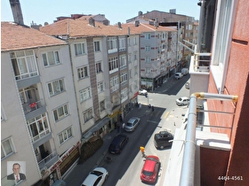 ÇORLU ŞEYHSİNAN MAHALLESİ’NDE  GENİŞ VE FERAH ARA KAT DAİRE YENİ ALICISINI BEKLİYOR.