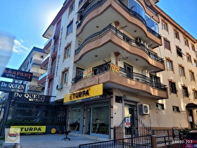 Atıfbey mah.Etiler cad.köşesinde 3+1 Satılık daire.