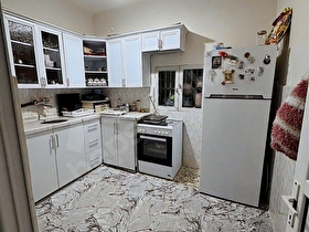 İşlek Cadde Üzerinde Dükkan +4 kat imar izinli Kelepir Daire
