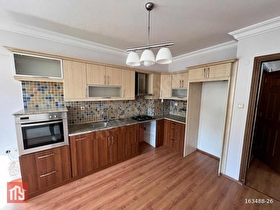 MEHMET YAZICIDAN ULUS MEYDANINDA SATILIK DUBLEKS DAİRE