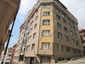 ZONGULDAK GARANTİ EMLAKTAN ÇARŞI MERKEZDE DENİZ VE ŞEHİR MANZARALI 2+1 SATILIK DAİRE