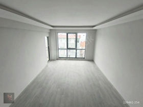 CENGİZ TOPEL CADDESİ ÜZERİNDE DENİZ MANZARALI SATILIK 3+1 DAİRE
