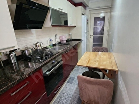 GÜLTEPE MAHALLESNDE METROBÜSE YAKN YENİ BİNA 100M2 3+1 E.BANYOLU
