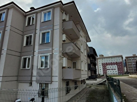 KARABÜK KILAVUZLARDA ÜNİVERSİTEYE YÜRÜME MESAFESİNDE SATILIK 2+0 DAİRE