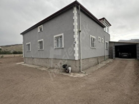 GAZİKÖYÜ’NDE 1.000 m² ARSA İÇERİSİNDE GENİŞ 3+1 MÜSTAKİL EV