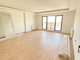 KIZILAY YENİ BİNA SIFIR DAİRE KAPALI OTOPARK DUBLEX 4+1 ÇİFT ASANSÖR  KOMBİLİ MANZARALI