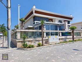 KUŞADASI KUŞTUR MEVKİİNDE DENİZE YAKIN ÖZEL HAVUZLU 4+1 TEK MÜSTAKİL SÜPER VİLLA