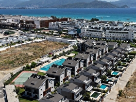Akmaz Plajına 300m | Özel Havuzlu Sıfır Tripleks Villa | Fethiye