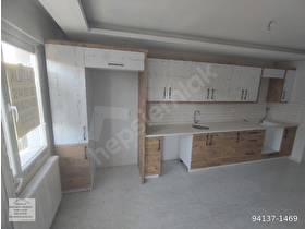 Akhisar Reşatbey Mahallesinde 2+1 Satılık Daire