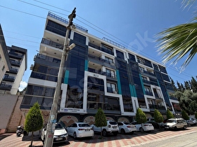 GÖKÇEPINAR CADDESİ ÜZERİ 3+1 140 M2 DAİRE