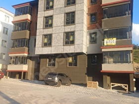 TÜRKERLER EMLAKDAN GÜZELYURT MAH 2+1 İÇİ YAPILI SIFIR DAİRELER