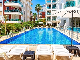 KONYAALTI LİMAN’DADENİZE 600 METRE MESAFEDEGENİŞ VE LÜKS 1+1 DAİRE
