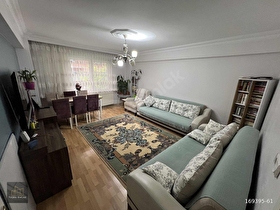 Satılık 3 + 1 geniş kullanışlı kapalı otopark mevcut