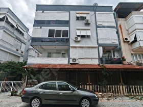 GÜMÜLDÜR DENİZ TARAFINDA, 1+1 60 M2 SATILIK DAİRE