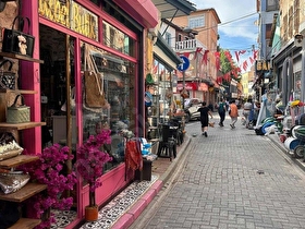 BALAT TURİSTİK BÖLGEDE KİRALIK DÜKKAN İŞYERİ