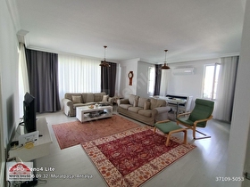 YEŞİLBAHÇEDE PORTAKAL CAD. ÜZERİ 175 M² GENİŞ 3+1 LÜKS DAİRE