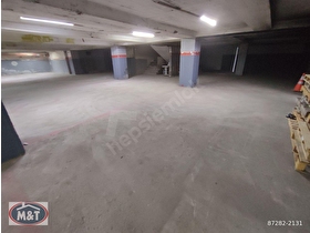 Bağcılar Yıldıztepede Meydana Yakın 700 m2 Kiralık Bodrum Dükkan