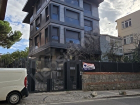 3+1 110M² FERAH LÜX SAĞLAM CADDE ÜZERİ KORUNAKLI BAHÇE İÇİNDE AÇIK OTOPARK