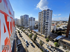 SÜLEYMAN DEMİREL BULVARI ÜZERİNDE 3 CEPHELİ 4+1 SATILIK DAİRE
