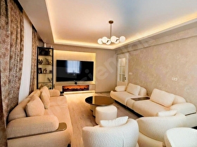 ZİRVE EMLAKTAN SATILIK LÜKS DAİRE SİTE İÇİNDE