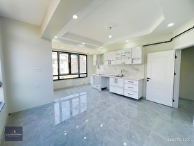 LUXORADA 60 EVLERDE DENİZ MANZARALI SATILIK ÇATI DUBLEKS DAİRE