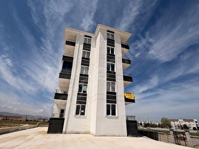 TOROS MAHALLESİ DİŞ HASTANESİ YANİ SATILIK EŞYALI 1+1 DAİRE