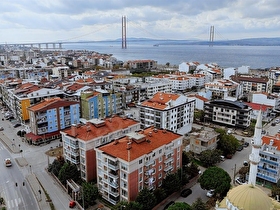 Saray Konaklarında Köprü Manzaralı 2+1 Satılık Daire