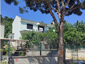 KARDEŞTEN HANLAR MEVKİİNDE TAM MÜSTAKİL 3+1 GENİŞ VİLLA