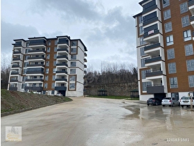 TOKAT PAZARDA SIFIR BİNADA GENİŞ 3+1 SATILIK DAİRE