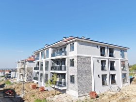 ARİFİYENİN GÖZDE NOKTASINDA PRESTİJLİ 3+1 YAŞAM ALANI