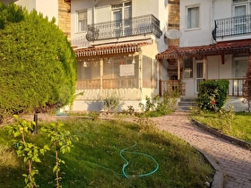 Saros körfezinde site içerisinde yazlık