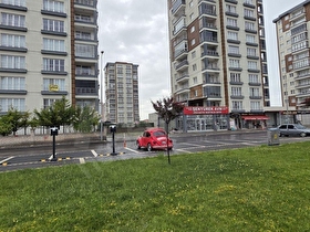 ZÜMRÜT MAH YAKUT SİTESİNDE 185m²İÇİ FULL YAPILI SÜPER LÜKS DAİRE