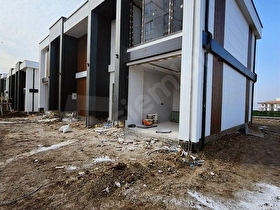 NETADAN KAŞIKÇIBAĞLARINDA MODERN PEYZAJLI SATILIK 4+1 VİLLA